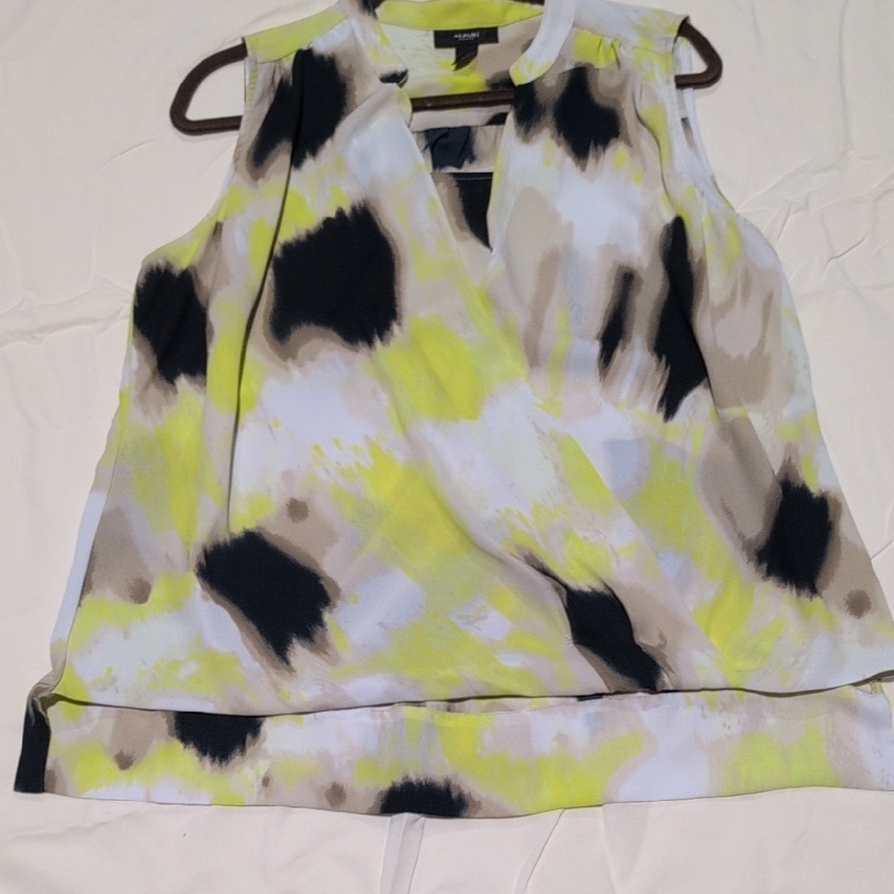 Alfani White and Yellow Sleeveless Wrap Blouse